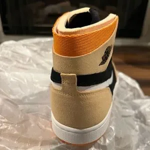Air Jordan 1 High Zoom Comfort \'Pumpkin Spice\' – Size US 7 M Air Jordan 1 High Zoom Comfort  main image 4
